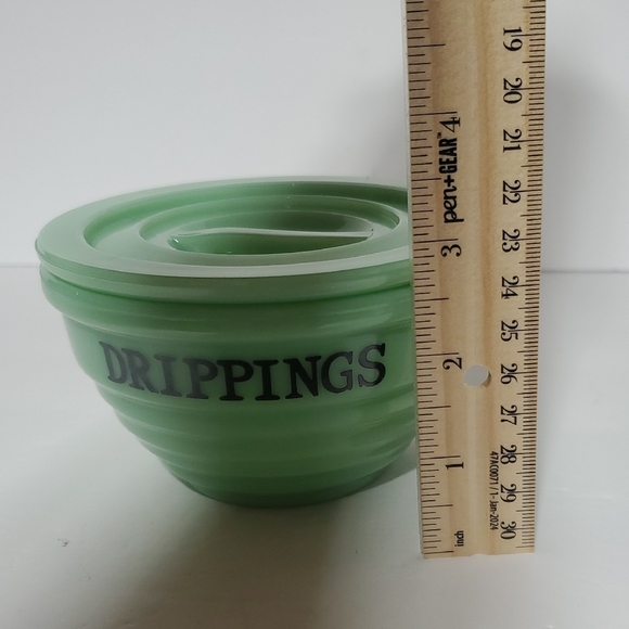 Jadeite Drippings Bowl - Picture 4 of 4